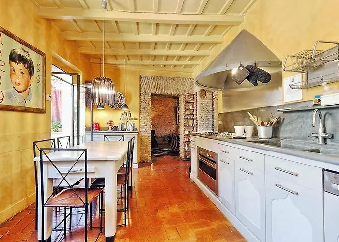 Spectacular Luxury Flat In Trastevere Rome